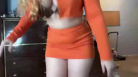 demi xc online show from 11.28.25