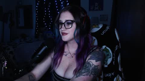 Snapshot of demongf chatting on 12.07.24 Demoness Mina online show from 12.07.24