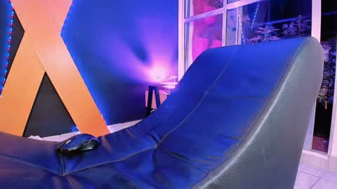 Snapshot of demonkush_ chatting on 12.22.24 DemonKush online show from 12.22.24