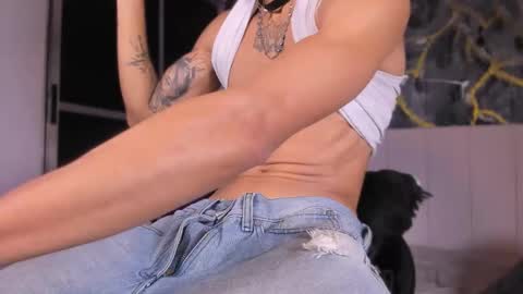 Snapshot of demonkush_ chatting on 02.10.25 DemonKush online show from 02.10.25