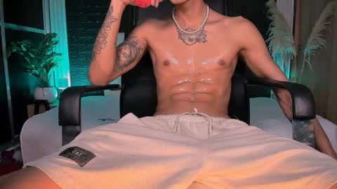 Snapshot of demonkush_ chatting on 03.02.25 DemonKush online show from 03.02.25