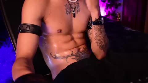 Snapshot of demonkush_ chatting on 06.18.26 DemonKush online show from 06.18.26