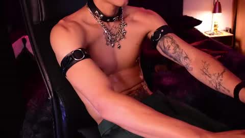 Snapshot of demonkush_ chatting on 07.11.26 DemonKush online show from 07.11.26