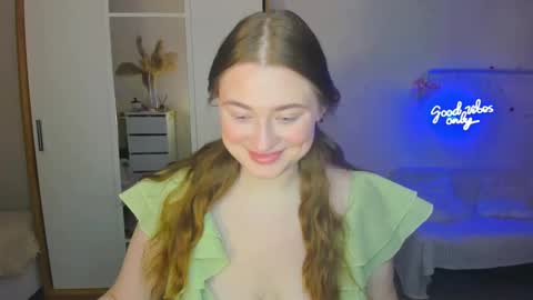 Sophie online show from 02.08.25