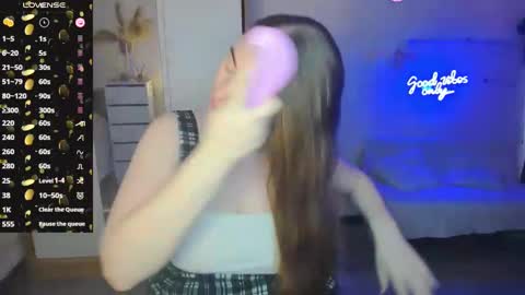 Sophie online show from 02.10.25