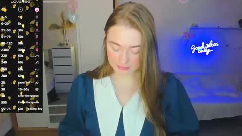 Sophie online show from 02.15.25