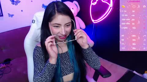 Demy  online show from 01.22.25