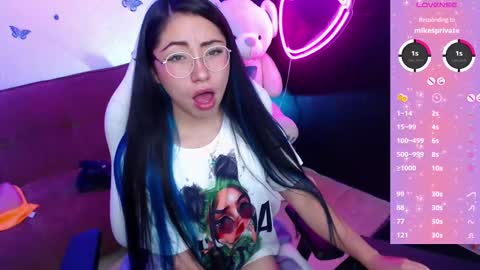 Demy  online show from 02.11.25