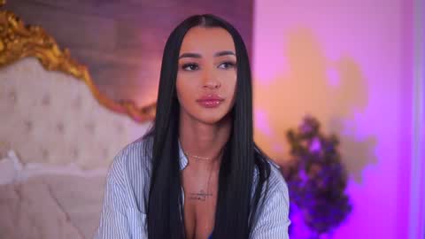 denisedevilles online show from 01.22.25