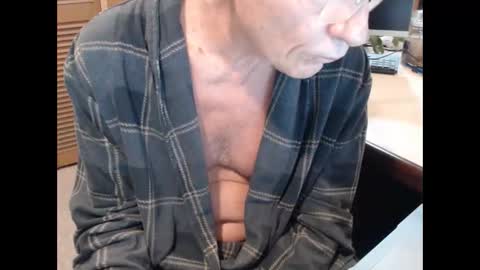 Den  Jet online show from 12.21.25