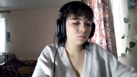 Aki online show from 11.19.25