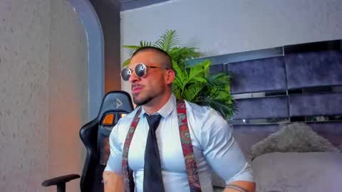 dennis_cox_ online show from 02.15.25