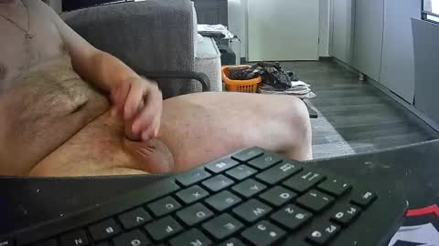 Dennis online show from 10.06.25