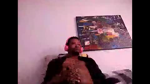 Snapshot of dentzo chatting on 06.01.26 mastER blACK online show from 06.01.26