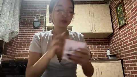 Emma online show from 09.27.25