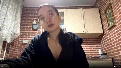 Emma online show from 10.01.25