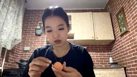 Emma online show from 11.04.25