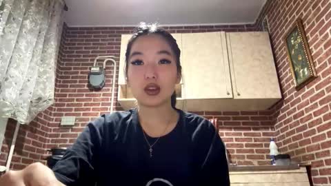 Emma online show from 11.05.25