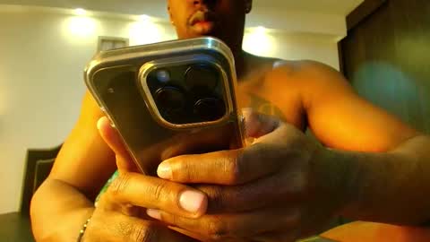 Snapshot of denzelrios chatting on 02.08.26 denzelrios online show from 02.08.26