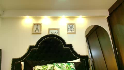 Snapshot of denzelrios chatting on 02.13.26 denzelrios online show from 02.13.26