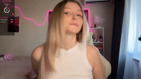 Vi  Victoria online show from 04.19.26