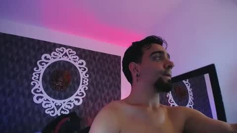 Dereck  online show from 11.22.25