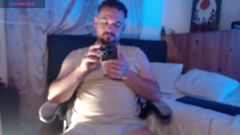 Snapshot of dereck_mills3 chatting on 02.23.26 Dereck Mills3 online show from 02.23.26