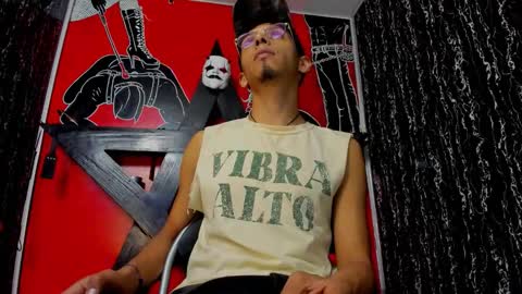 Snapshot of dereck_monroe chatting on 02.24.26 Dereck online show from 02.24.26