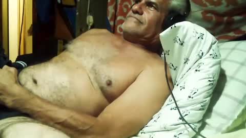 derick1961 online show from 09.30.25