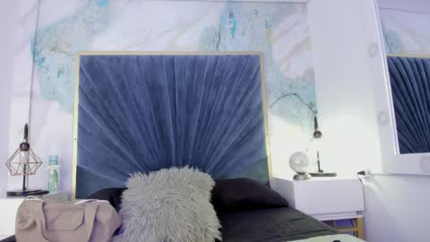 Snapshot of derieri_blush chatting on 05.24.26 Deri online show from 05.24.26