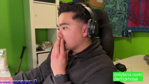 Derrick Hose online show from 01.10.25