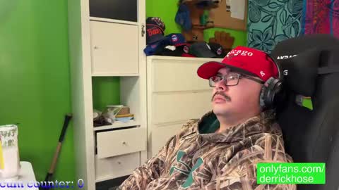 Derrick Hose online show from 01.10.25