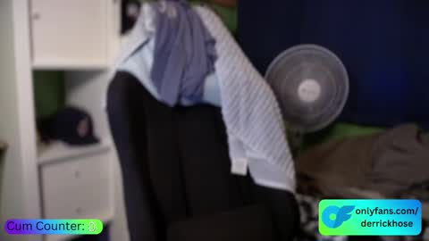 Derrick Hose online show from 10.07.25