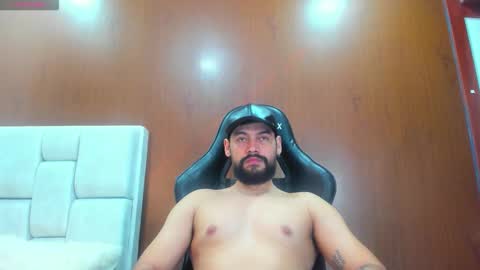 DerryBigger CM online show from 03.25.26