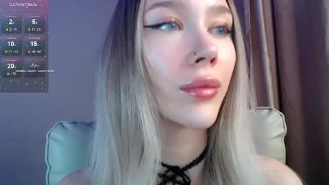 Snapshot of des_ch chatting on 02.17.26 Ari online show from 02.17.26