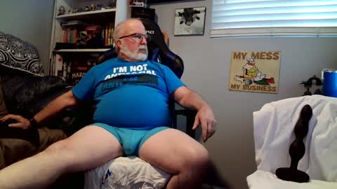 Snapshot of desertknight56 chatting on 01.11.25 D K online show from 01.11.25