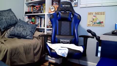 Snapshot of desertknight56 chatting on 12.04.25 D K online show from 12.04.25