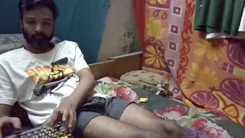 desi_boy799417 online show from 11.09.25
