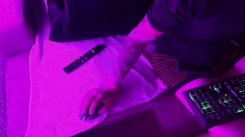 Snapshot of desiredsnack chatting on 02.18.26 lecram online show from 02.18.26