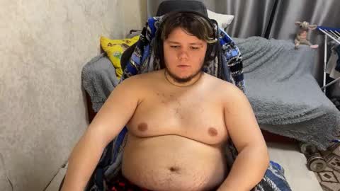 Snapshot of desiredude9 chatting on 09.18.25 desiredude9 online show from 09.18.25