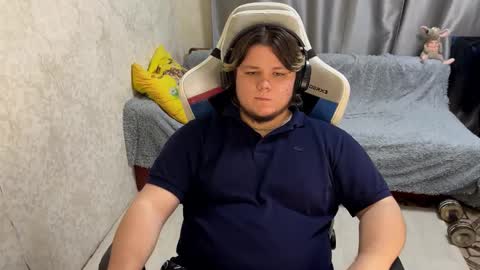 Snapshot of desiredude9 chatting on 09.26.25 desiredude9 online show from 09.26.25