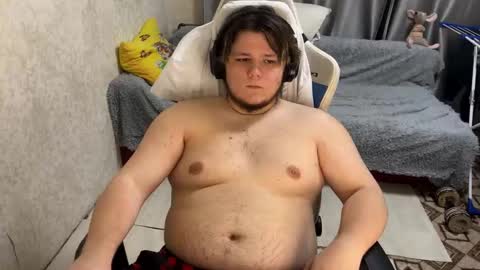 Snapshot of desiredude9 chatting on 09.28.25 desiredude9 online show from 09.28.25