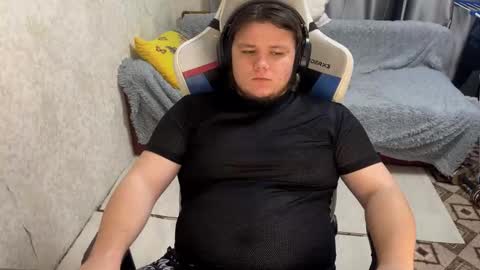 Snapshot of desiredude9 chatting on 10.05.25 desiredude9 online show from 10.05.25