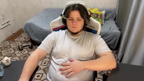 Snapshot of desiredude9 chatting on 10.16.25 desiredude9 online show from 10.16.25