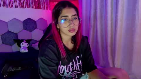 TORI AND MR. BEAR online show from 02.21.26