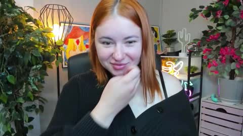 LAYLA online show from 09.24.25