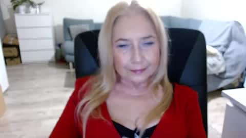 Snapshot of desiresofia chatting on 12.09.24 S O F I A online show from 12.09.24