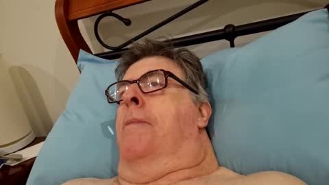 Desmon1958 online show from 04.11.26