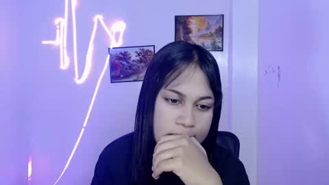 Snapshot of dess_morena chatting on 06.12.26 Dess online show from 06.12.26