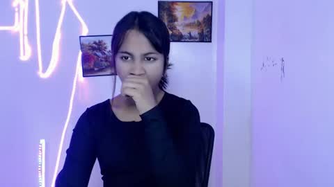 Snapshot of dess_morena chatting on 07.14.26 Dess online show from 07.14.26